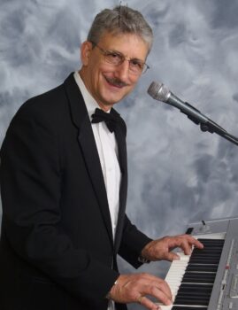 Piano Tux 50 (615x800).jpg