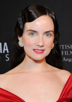 Los Angeles Actress 1 pic 3.jpg
