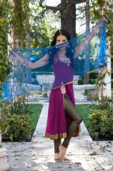 Los Angeles Bollywood Dancer 1 pic 1.jpg
