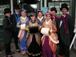New York Christmas Carolers 1 pic 1.jpg
