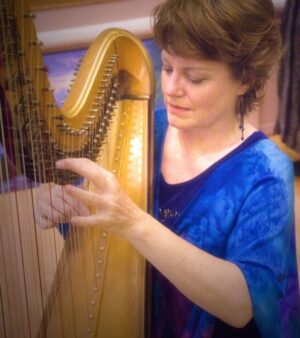 San Diego Harpist 1 pic 1.JPG
