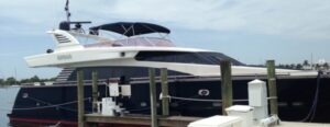 Miami Yacht Charter 1 pic 4-76' horizon.jpg