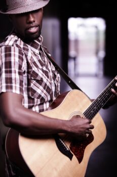Washington DC R&B Singer 3 pic 1.jpg