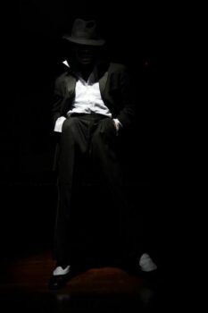 New York Michael Jackson Impersonator 1 pic 1.jpg