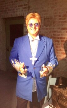 Philadelphia Elton John Impersonator 1 pic 2.jpg