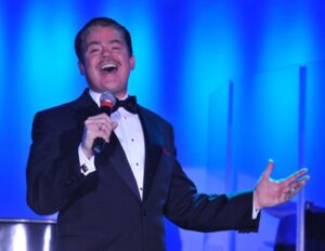Frank Sinatra Impersonator 1 pic 2.jpg
