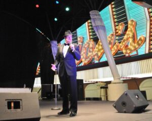 Frank Sinatra Impersonator 1 pic 5.JPG