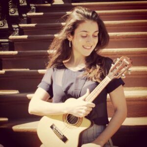 New York Brazilian Singer 1 pic 1.jpg