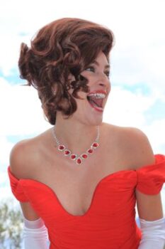 Julia Roberts Impersonator 1 pic 4.jpg