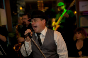 Toronto Crooner 1 pic 1.jpg