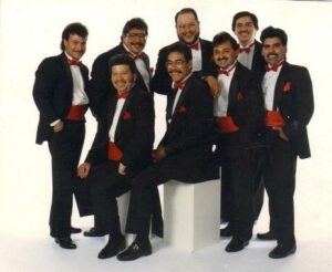 Los Elegantes Band pic 1.jpg