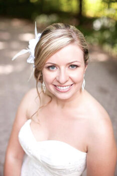 Toronto Harpist 1 pic 2.jpg