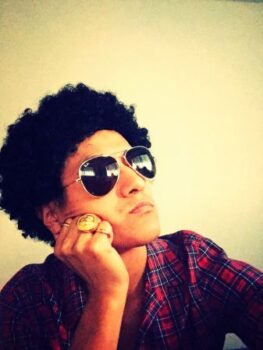 Los.Angeles.Bruno.Mars.Impersonator.1.pic.1.jpg