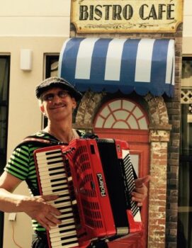 Phoenix One Man Band 1 pic 2.jpg