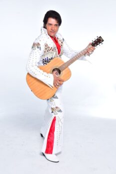 Miami Elvis Impersonator 1 pic 1.jpg