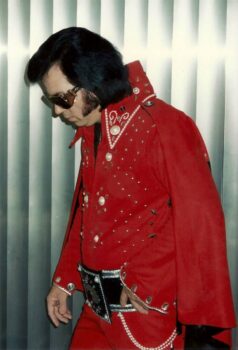 Nashville Elvis Impersonator 2 pic 2.jpg
